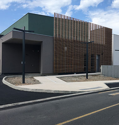 Réalisation à Bédarieux dans l'Hérault d'un béton désactivé