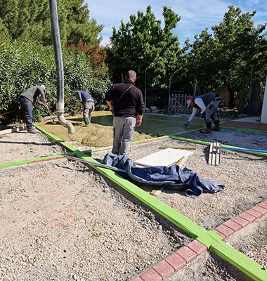 A Béziers, réalisation d'un béton coloré