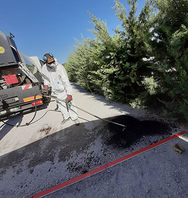 Réalisation d'un béton désactivé à Saint Thibéry dans l'Hérault