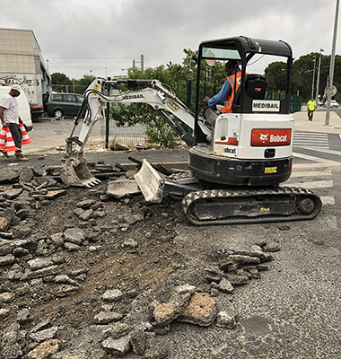 Réalisation d'un béton désactivé à Saint Thibéry dans l'Hérault